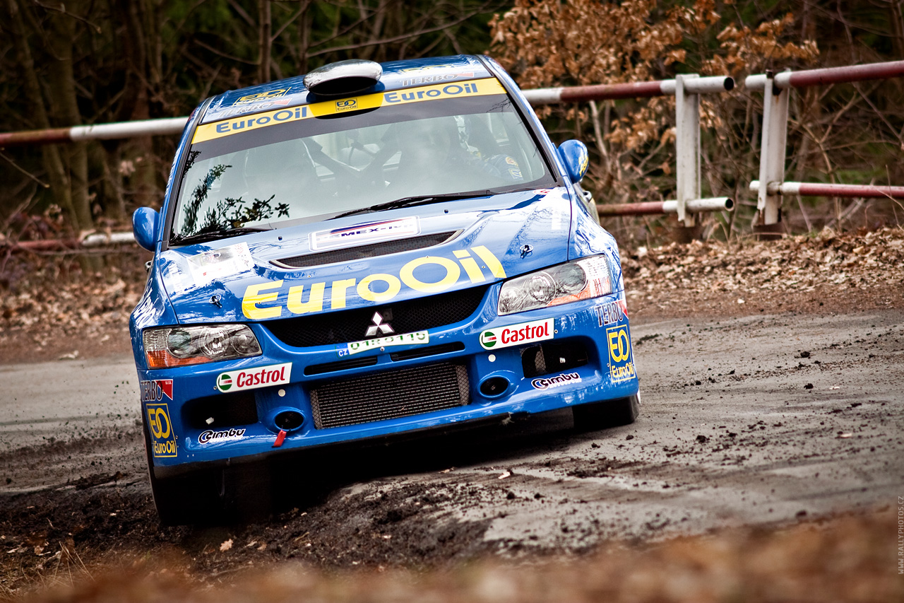 SHERON Valašská Rally 2010 - Václav Pech - Mitsubishi Lancer EVO IX