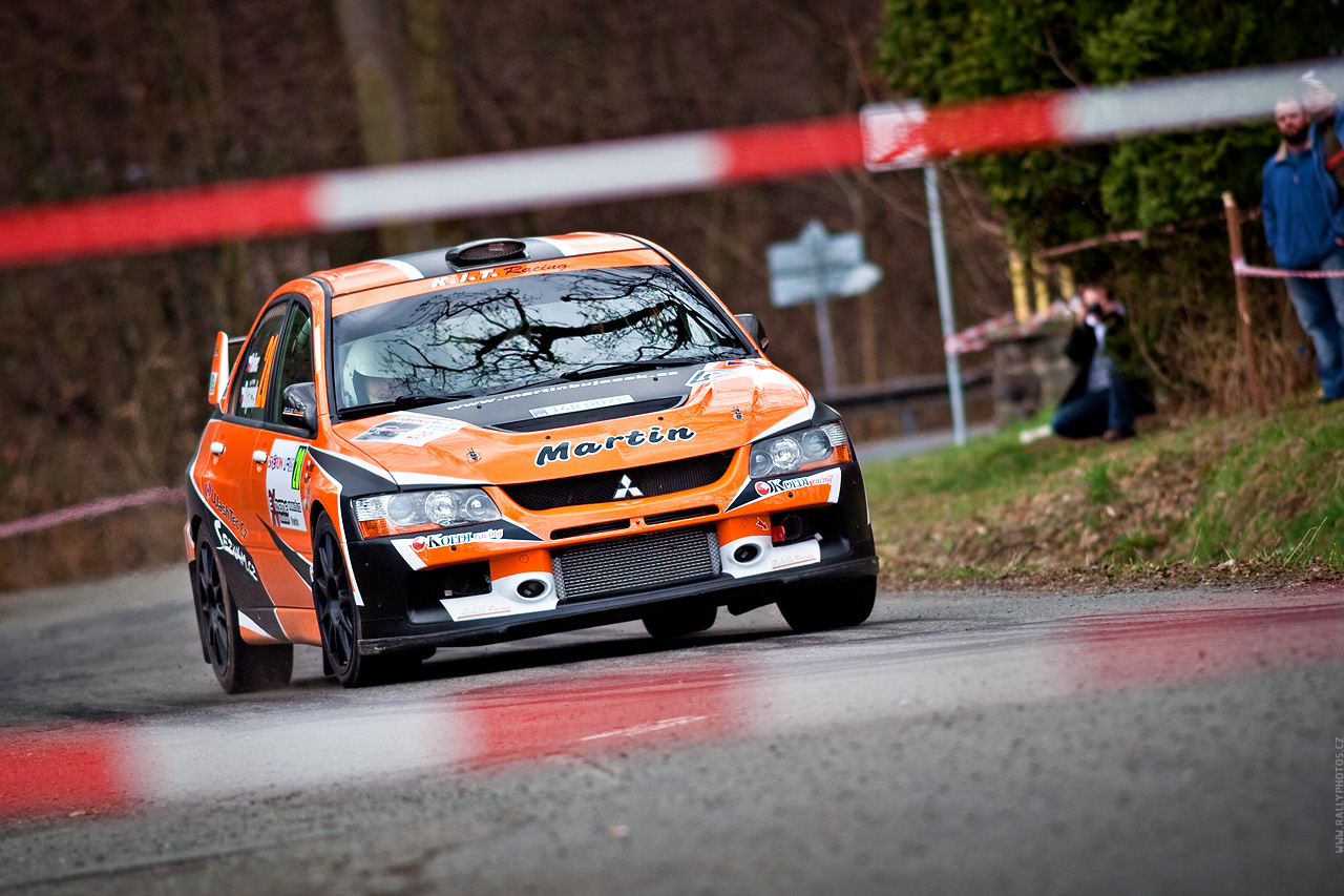 SHERON Valašská Rally 2010 - Martin Bujáček - Mitsubishi Lancer EVO IX